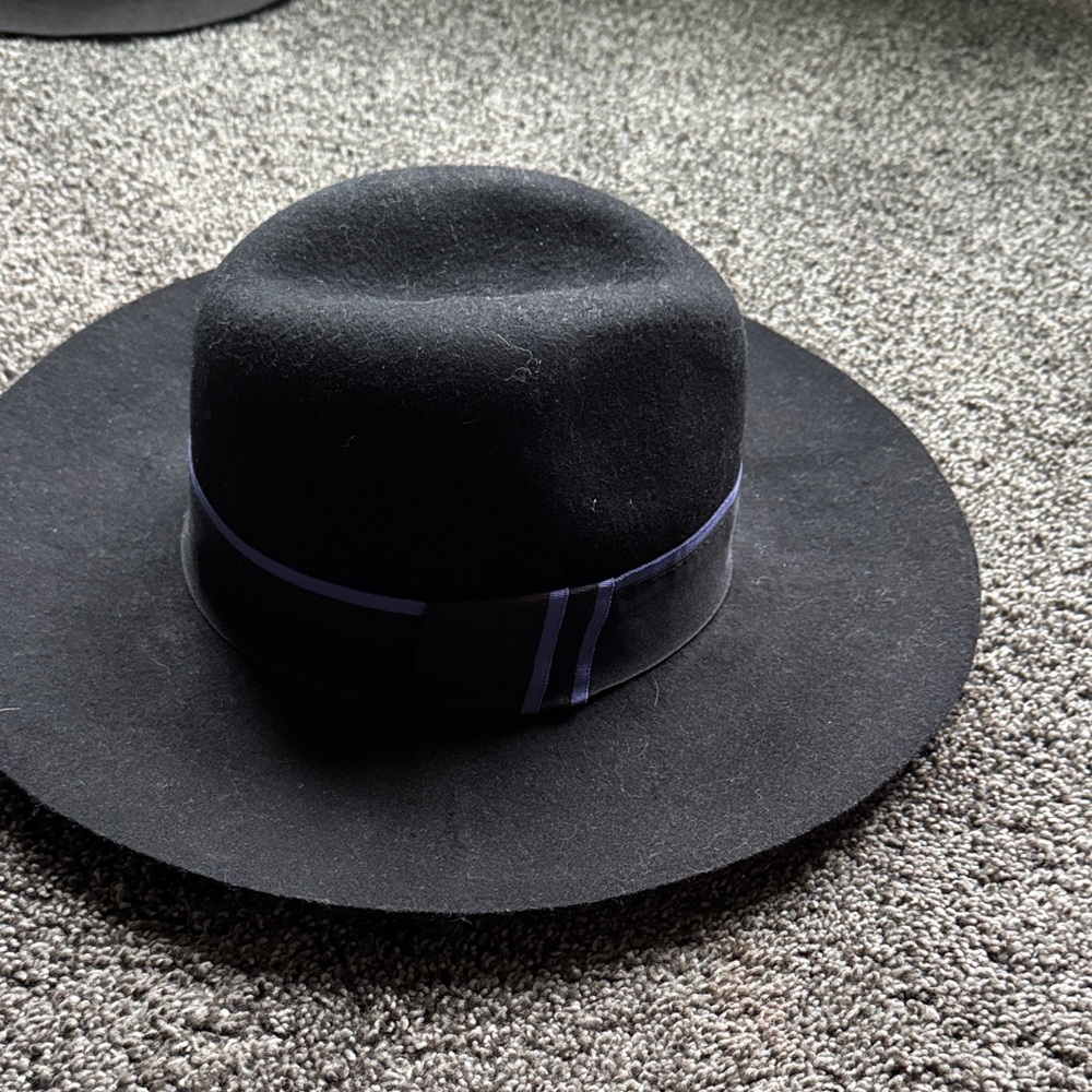 Halogen hat